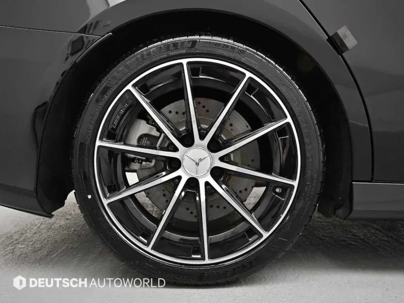 Mercedes-Benz A 35 4Matic Sedan, снимка 5 - Автомобили и джипове - 55738912