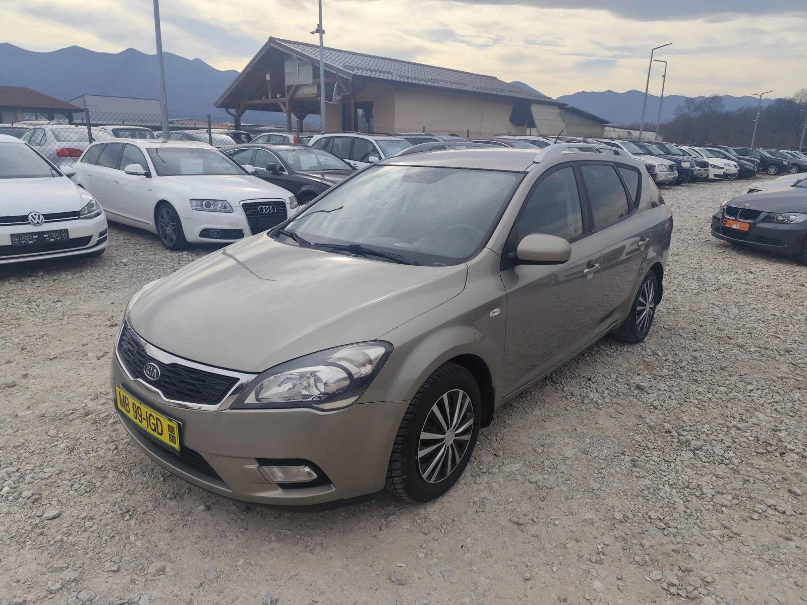 Kia Ceed 1.6 дизел  | Mobile.bg — изображение 1