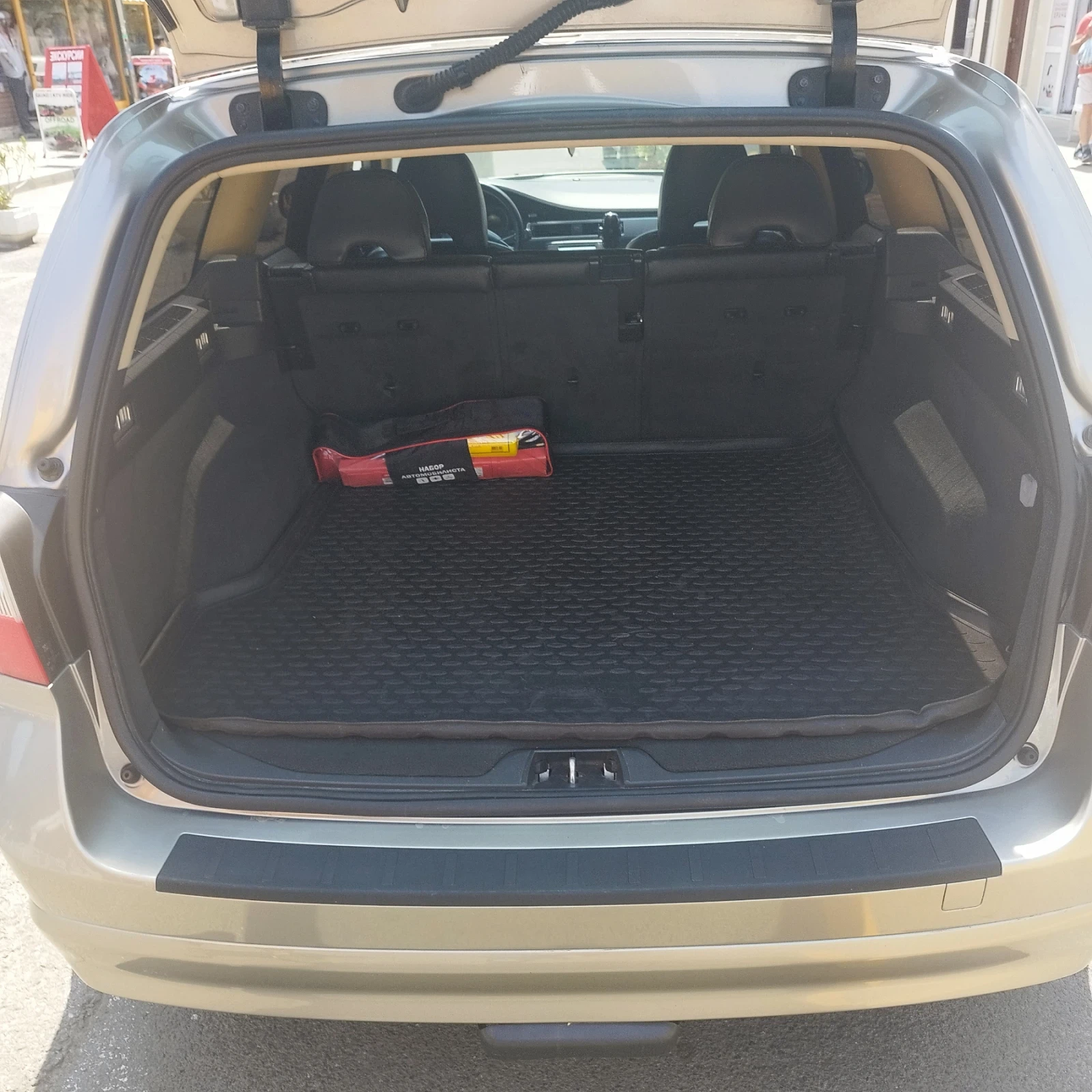 Volvo V70  - изображение 5