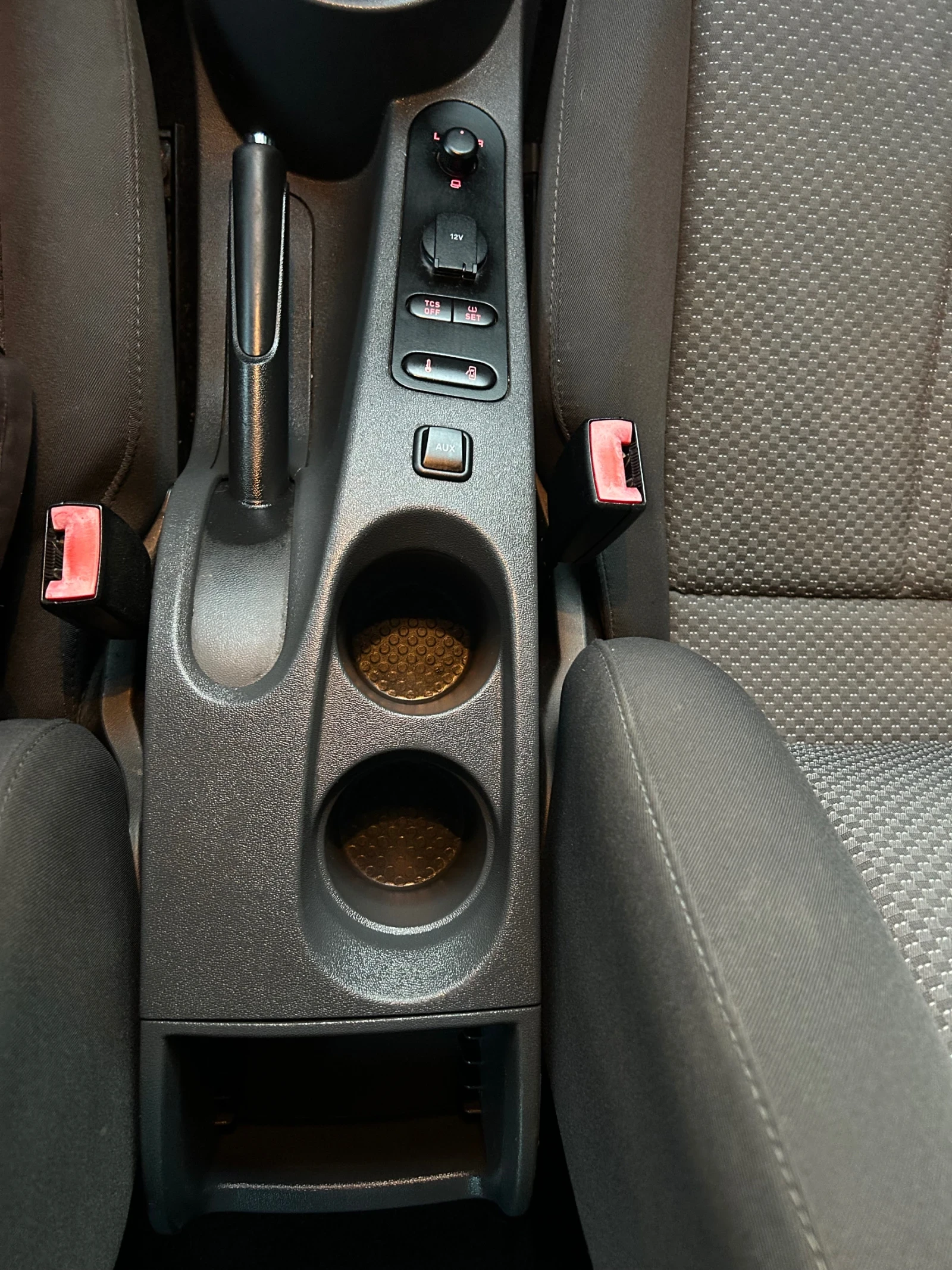 Seat Leon 1.4i 86кс KLIMA - изображение 9