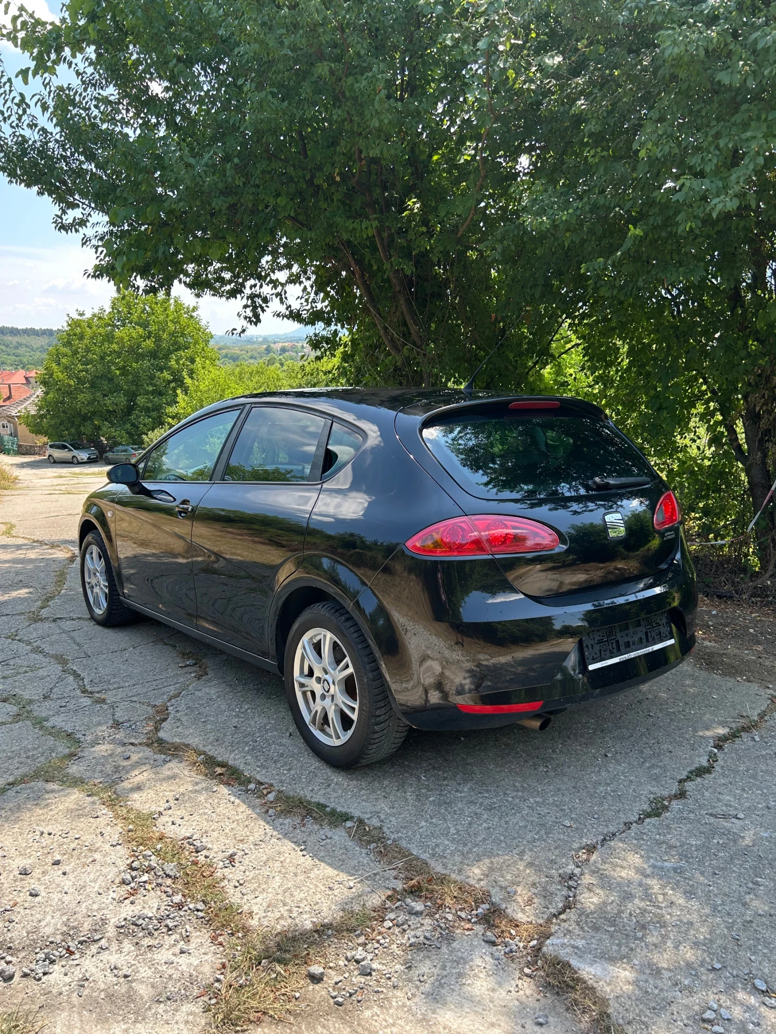 Seat Leon 1.4i 86кс KLIMA - изображение 4
