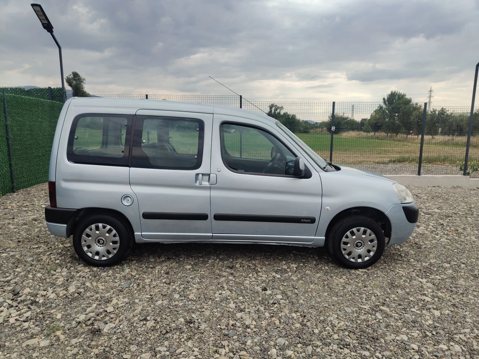 Citroen Berlingo 1.4i 75 Gaz BENZENE Klima  - изображение 8