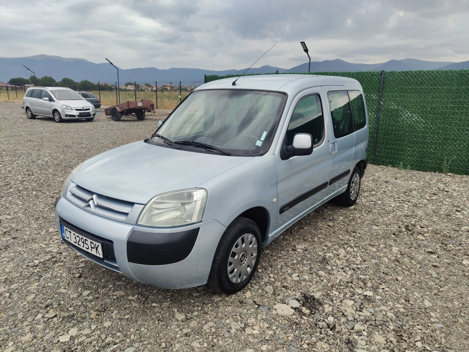 Citroen Berlingo 1.4i 75 Gaz BENZENE Klima  - изображение 3