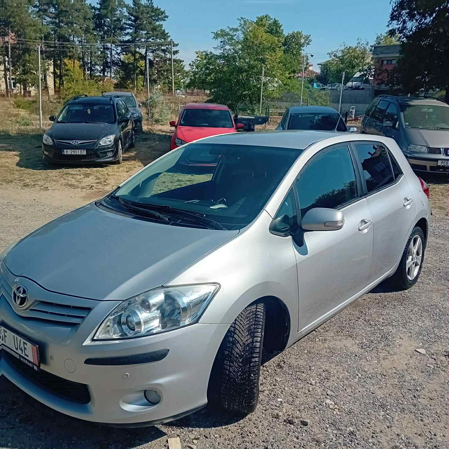Toyota Auris  - изображение 2