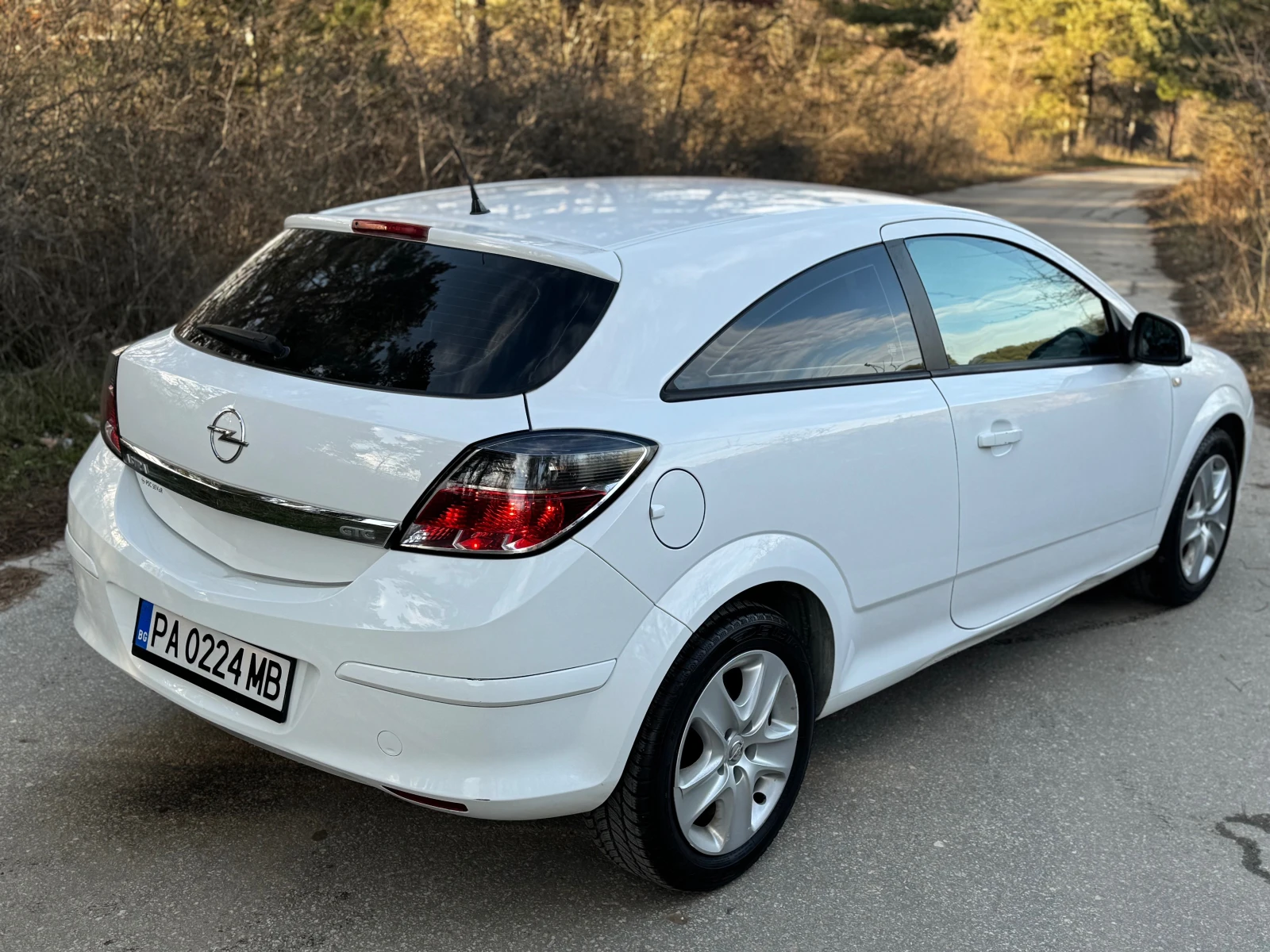 Opel Astra GTC/1.6/2010 | Mobile.bg � ����������� 5