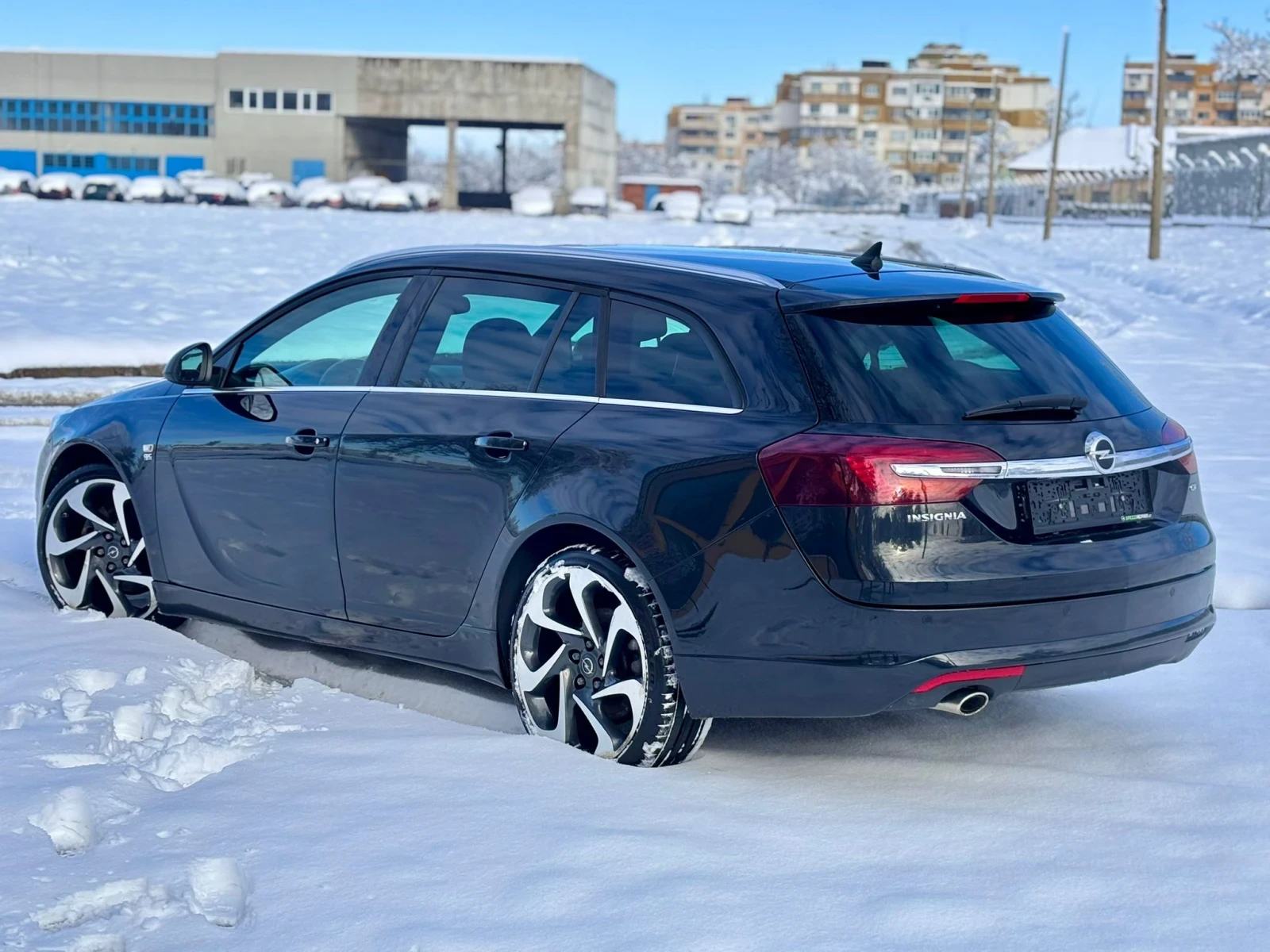 Opel Insignia 2.0D 163к.с * OPC-Line* * Face-Lift* * Навигация*  - изображение 4