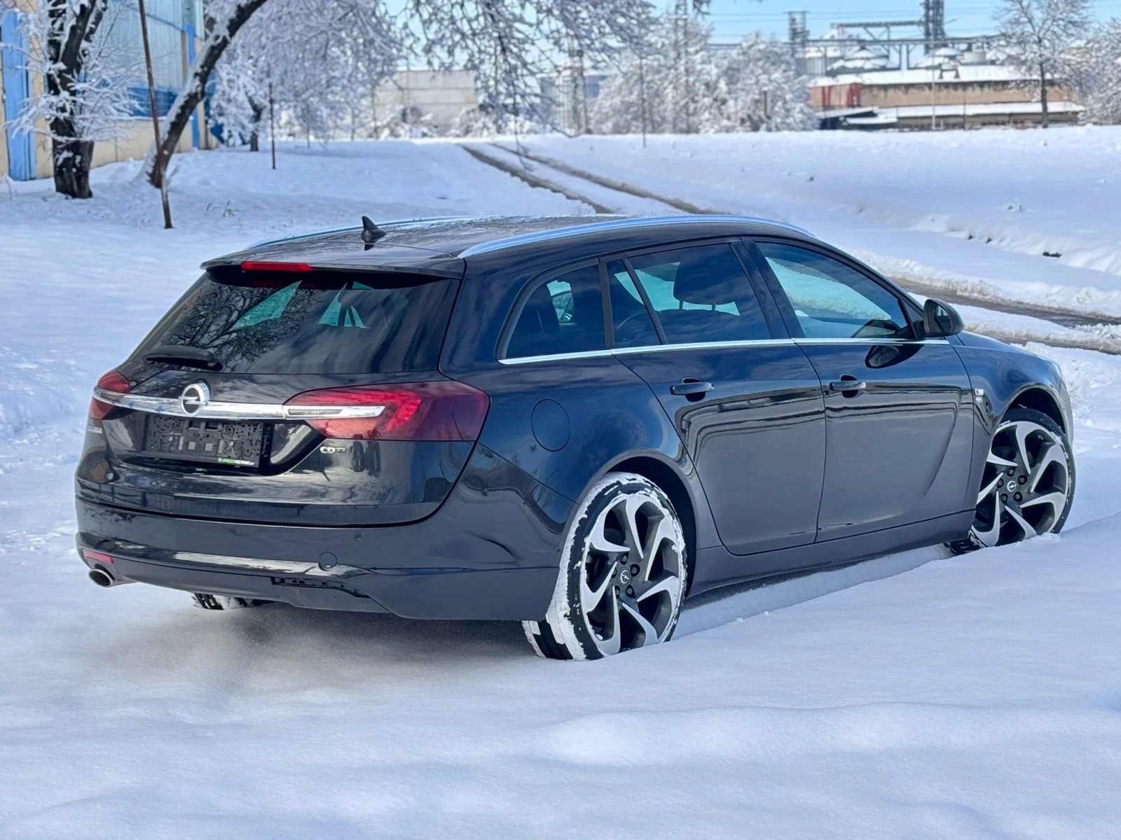 Opel Insignia 2.0D 163к.с * OPC-Line* * Face-Lift* * Навигация*  - изображение 6