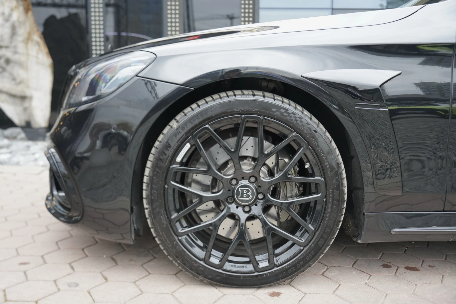 Mercedes-Benz S 63 AMG Long 4Matic BRABUS Optic, снимка 14 - Автомобили и джипове - 53593918