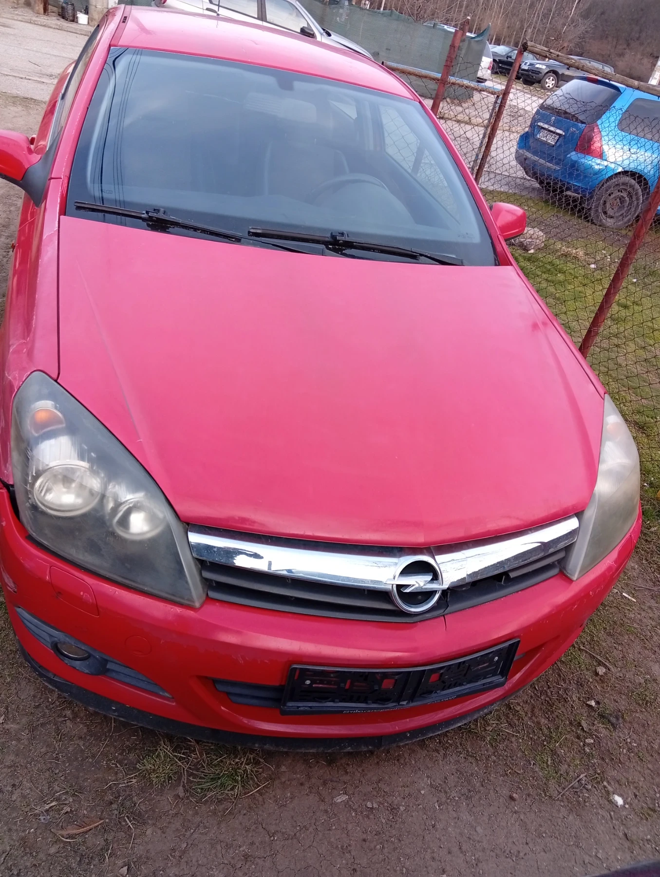 Opel Astra 1.6 бензин работещ климатик забележки по боята