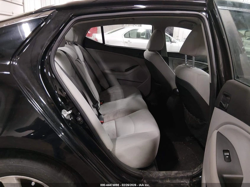 Kia Optima 2.4L I-4 DI, DOHC, VVT, 192HP Front Wheel Drive, снимка 8 - Автомобили и джипове - 53891960