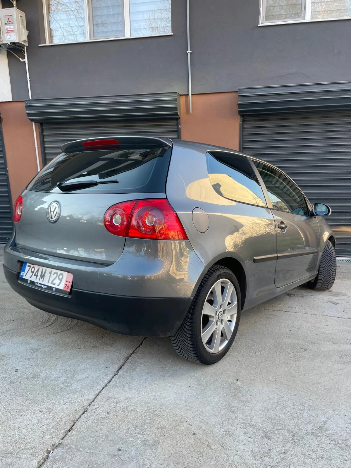 VW Golf 1.9 TDI , снимка 2 - Автомобили и джипове - 54012907