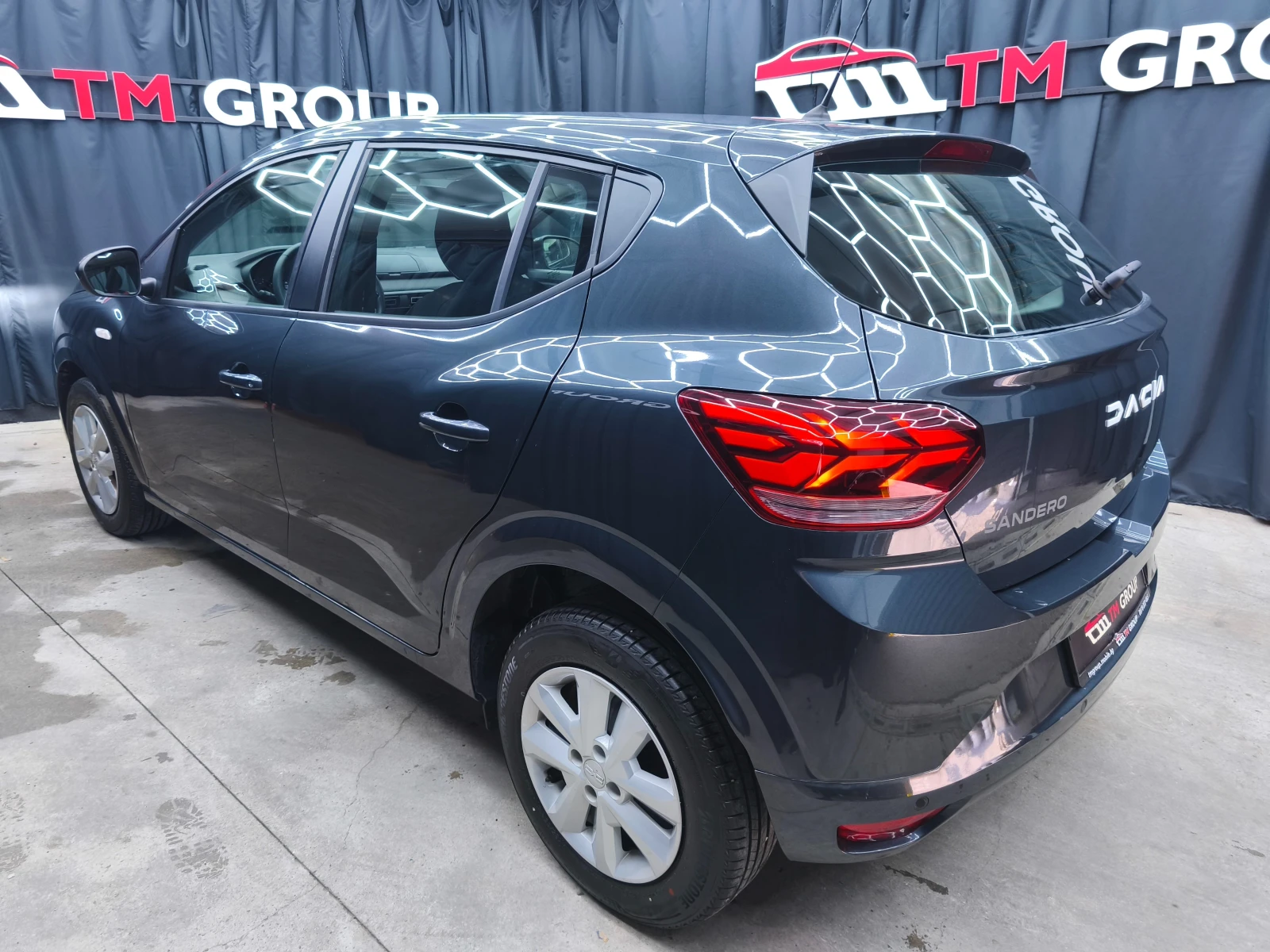 Dacia Sandero 1.0i бензин/газ, снимка 4 - Автомобили и джипове - 54289016