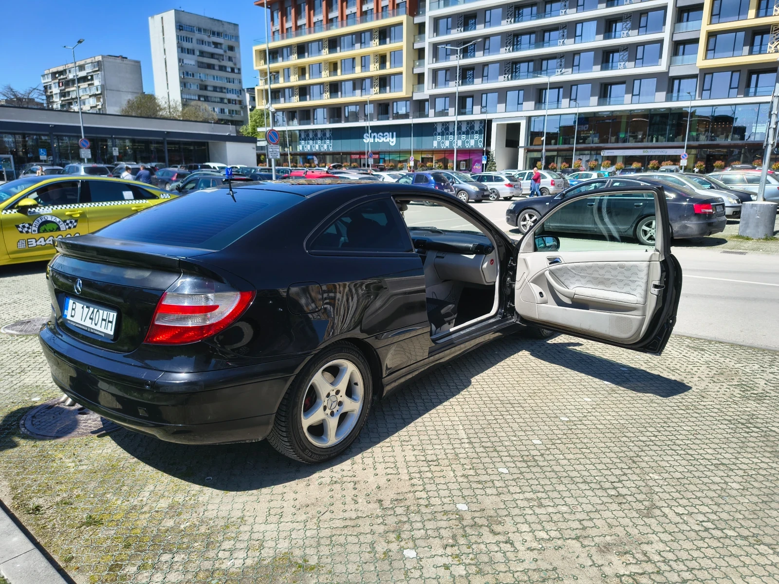 Mercedes-Benz C 220 Facelift , снимка 8 - Автомобили и джипове - 54417106