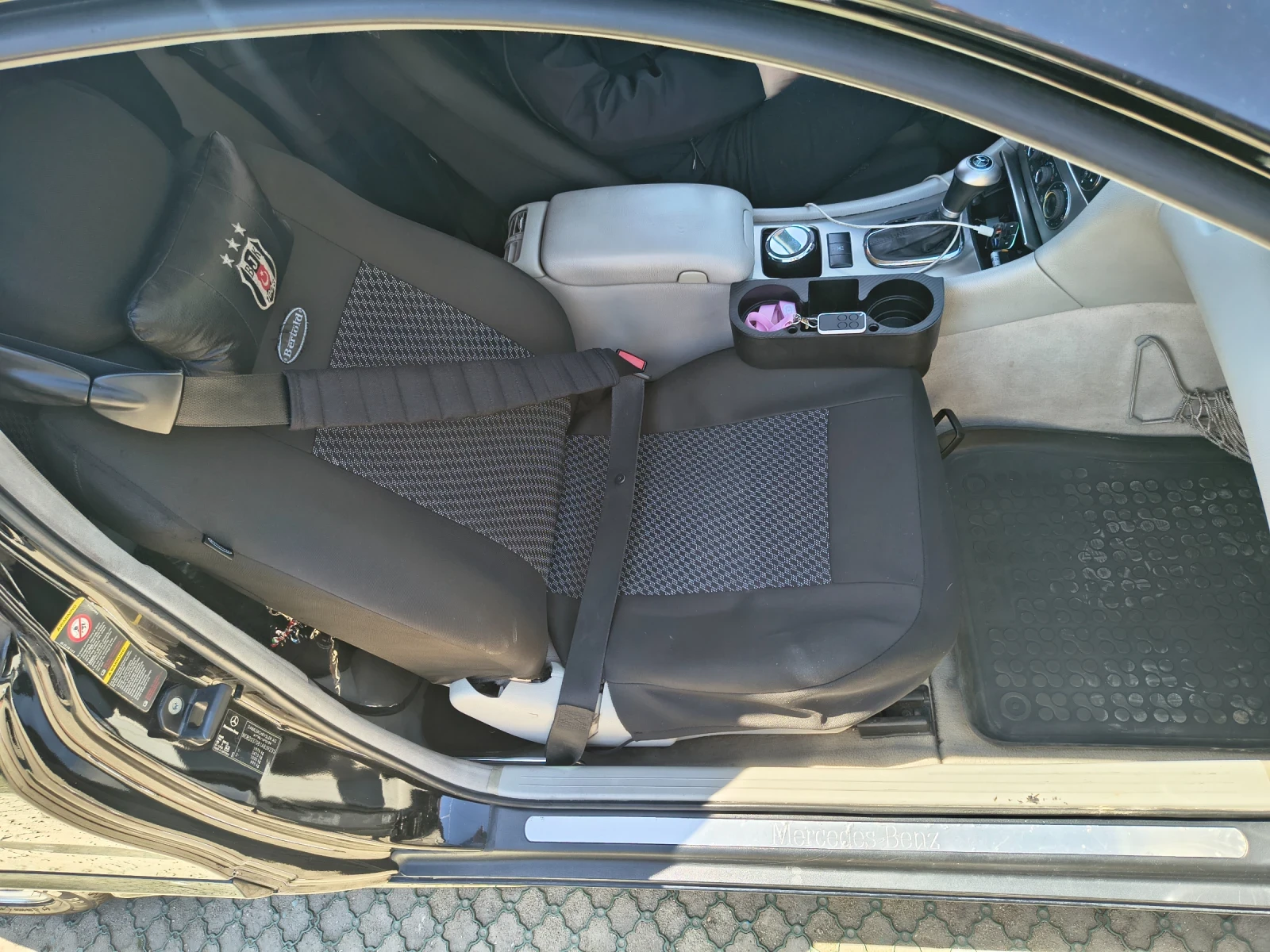 Mercedes-Benz C 220 Facelift , снимка 3 - Автомобили и джипове - 54417106