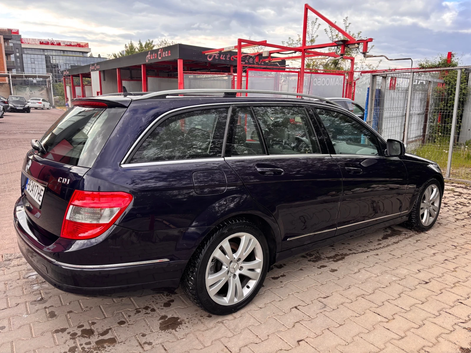 Mercedes-Benz C 220, снимка 4 - Автомобили и джипове - 54487432