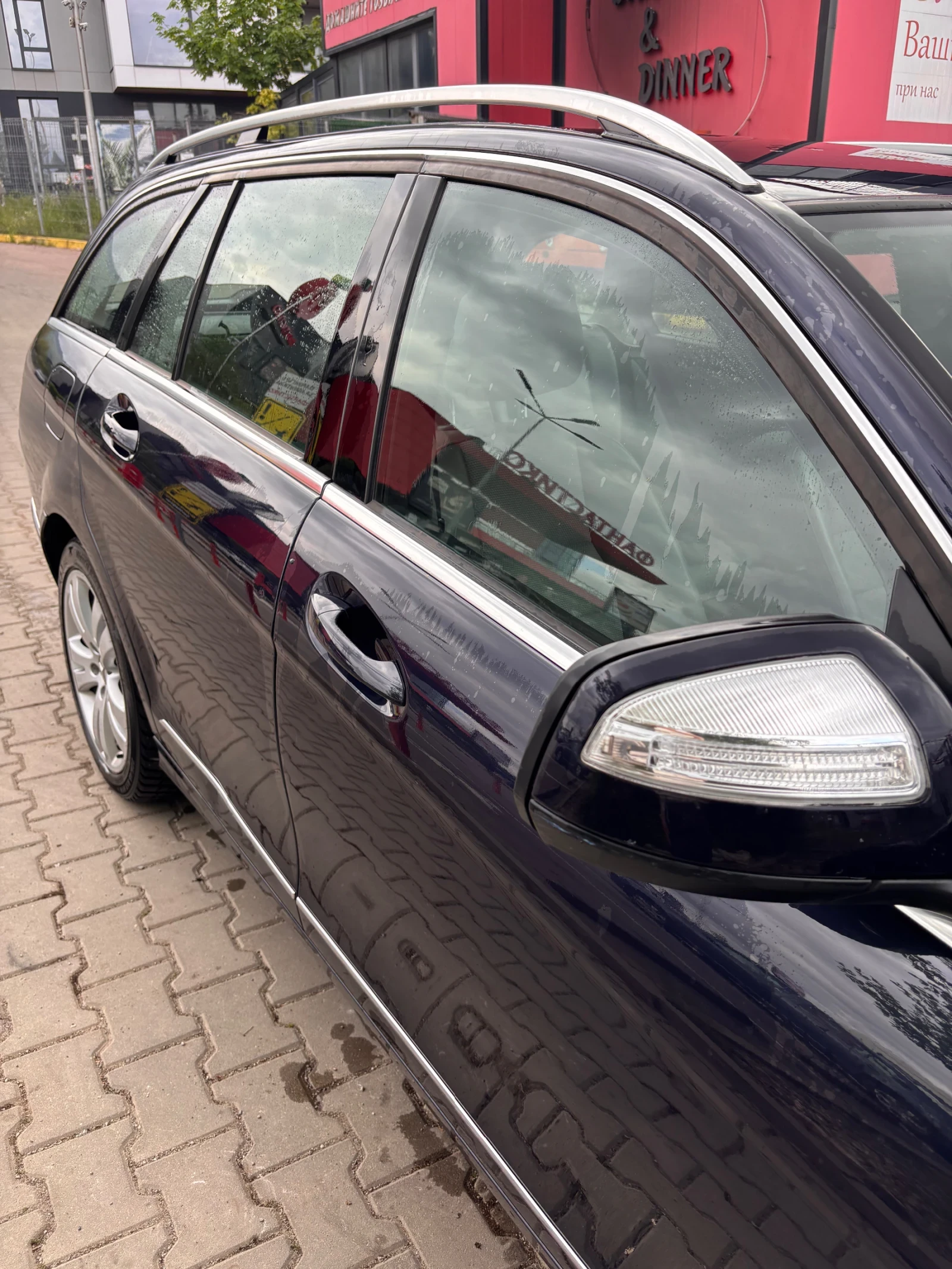 Mercedes-Benz C 220, снимка 8 - Автомобили и джипове - 54487432