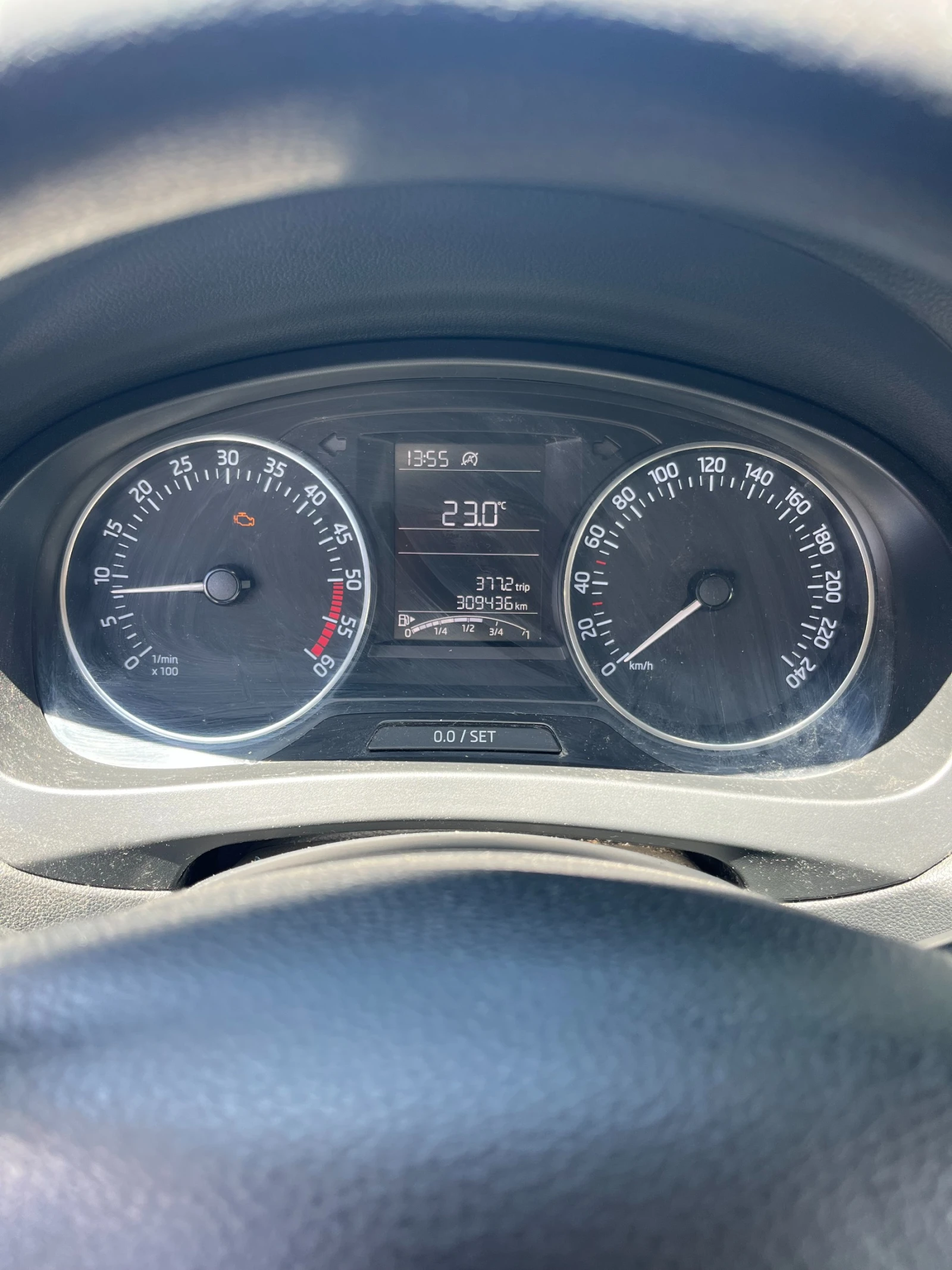 Skoda Rapid, снимка 3 - Автомобили и джипове - 54713347
