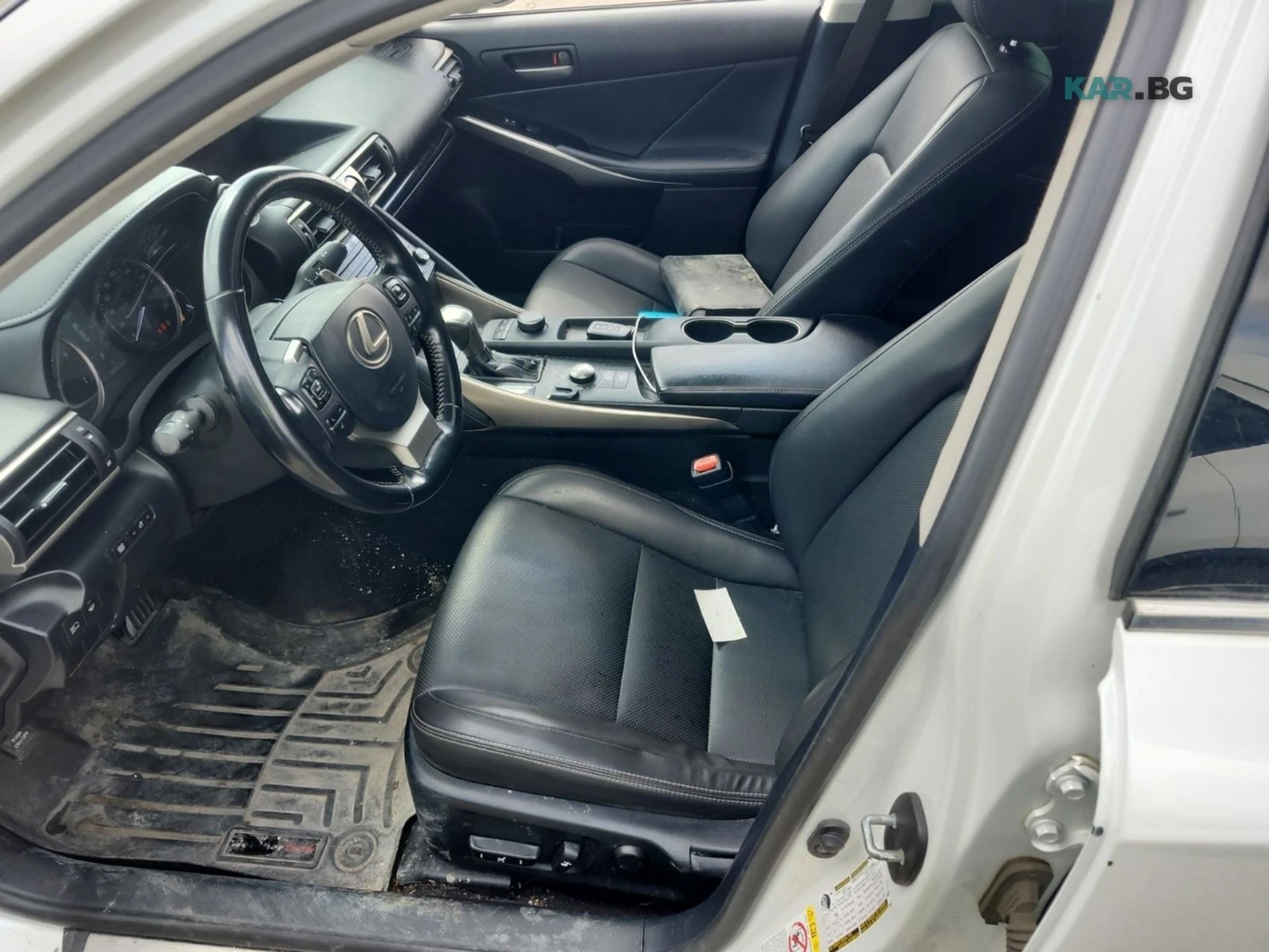 Lexus IS 300 * A��������� * (���� �� ��) | Mobile.bg � ����������� 12
