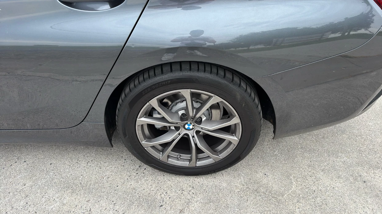 BMW 320, снимка 15 - Автомобили и джипове - 55212781