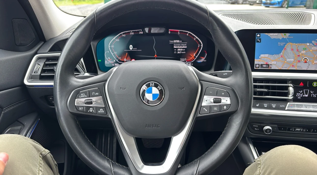 BMW 320, снимка 8 - Автомобили и джипове - 55212781
