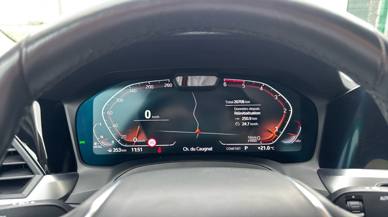 BMW 320, снимка 9 - Автомобили и джипове - 55212781