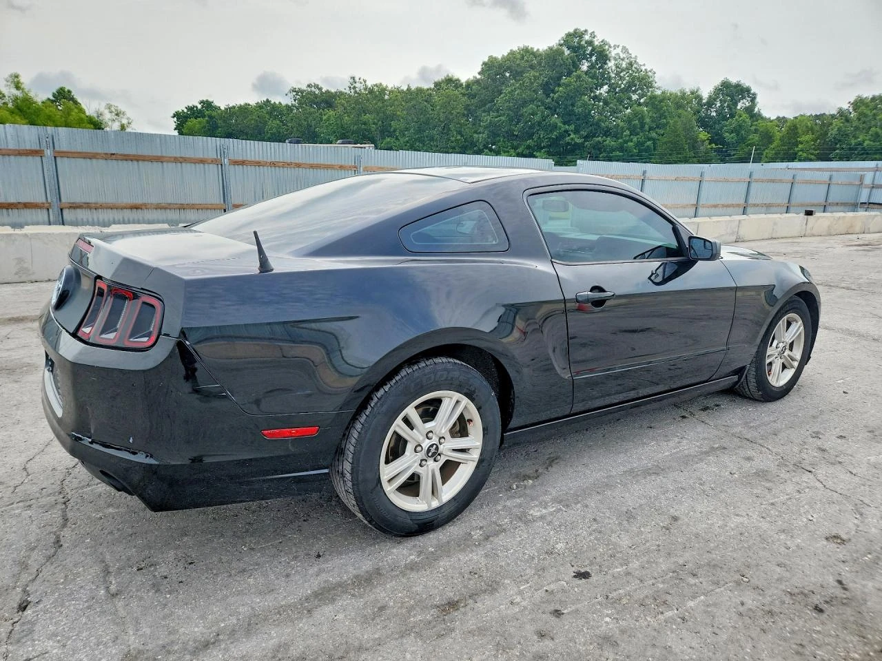 Ford Mustang 3.7l, снимка 3 - Автомобили и джипове - 55243342