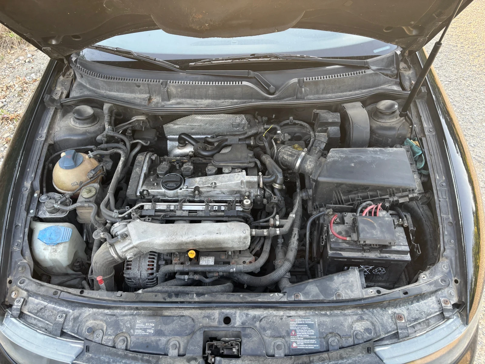 Seat Leon 1.8Т, снимка 10 - Автомобили и джипове - 55646368
