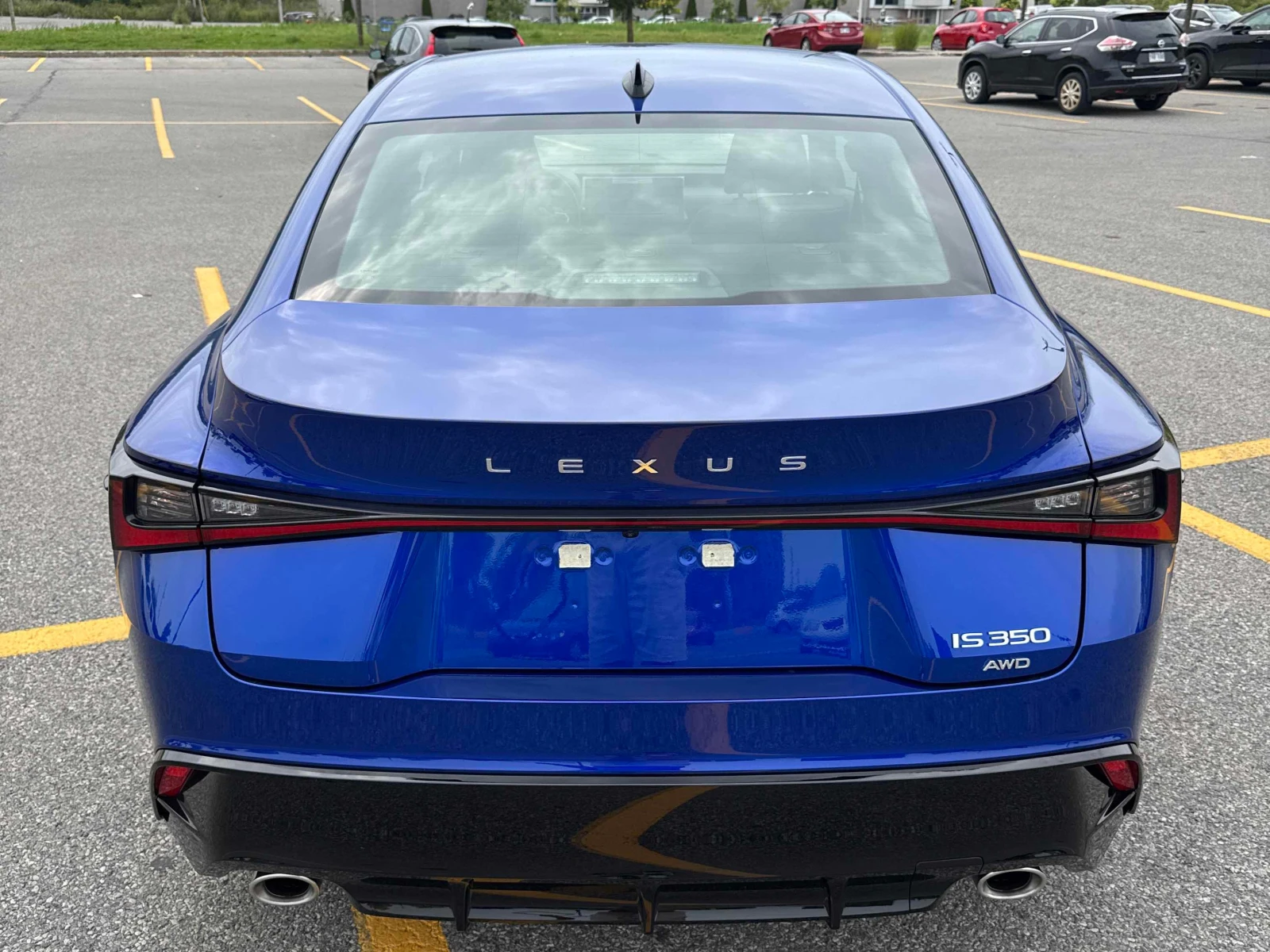Lexus IS 350  F-SPORT 3.5L / DISTRONIC / BRAND NEW, снимка 4 - Автомобили и джипове - 55951569