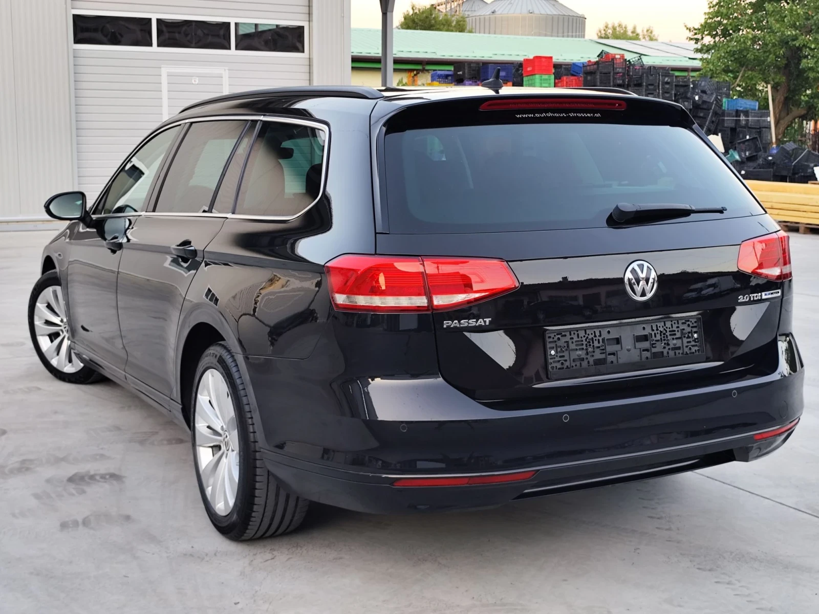 VW Passat 2.0TDI-150k-DSG-LED-NAVI-DISTRONIC-МАСАЖ-EURO-6, снимка 5 - Автомобили и джипове - 55981339