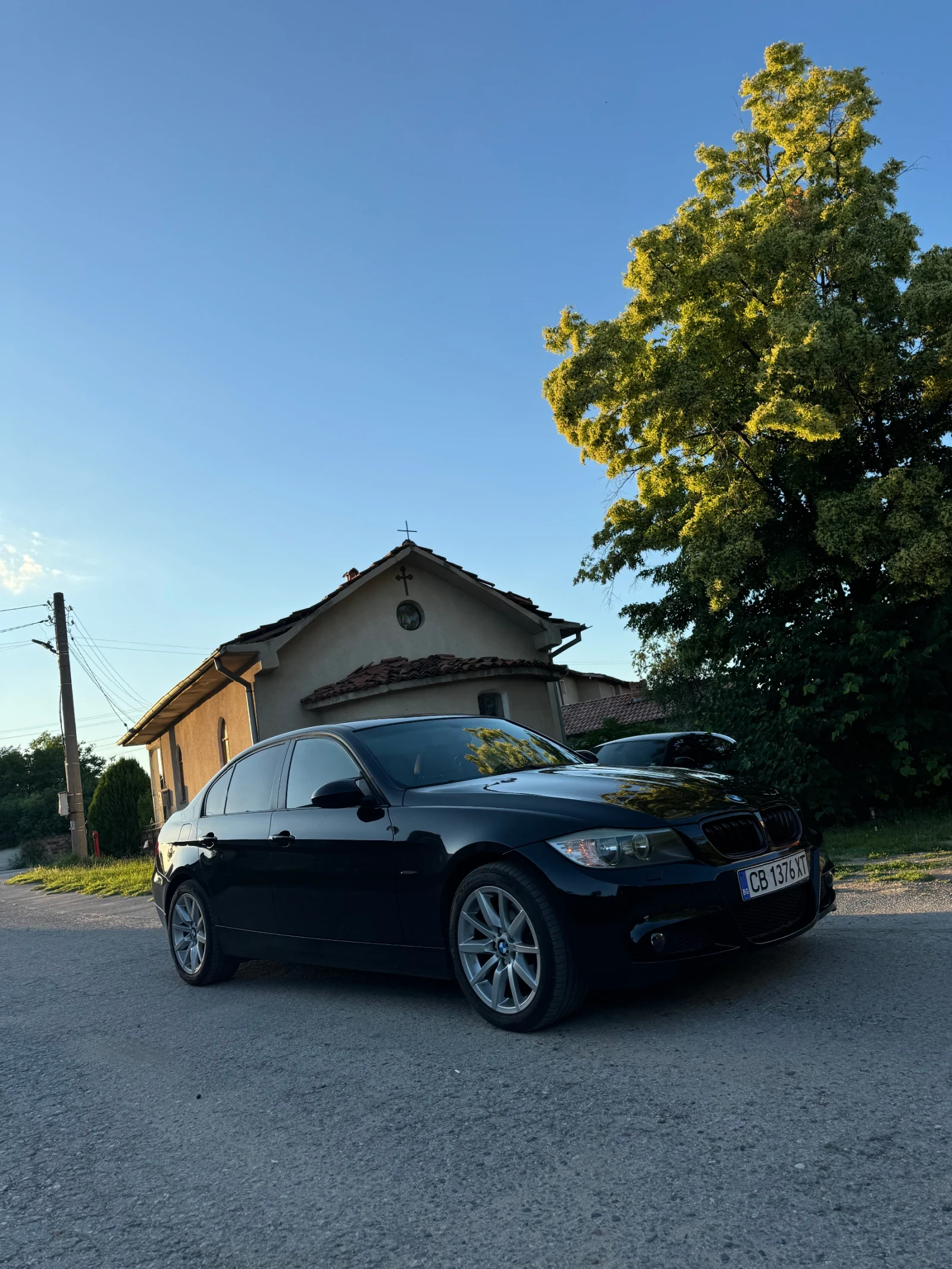BMW 320, снимка 6 - Автомобили и джипове - 56178360