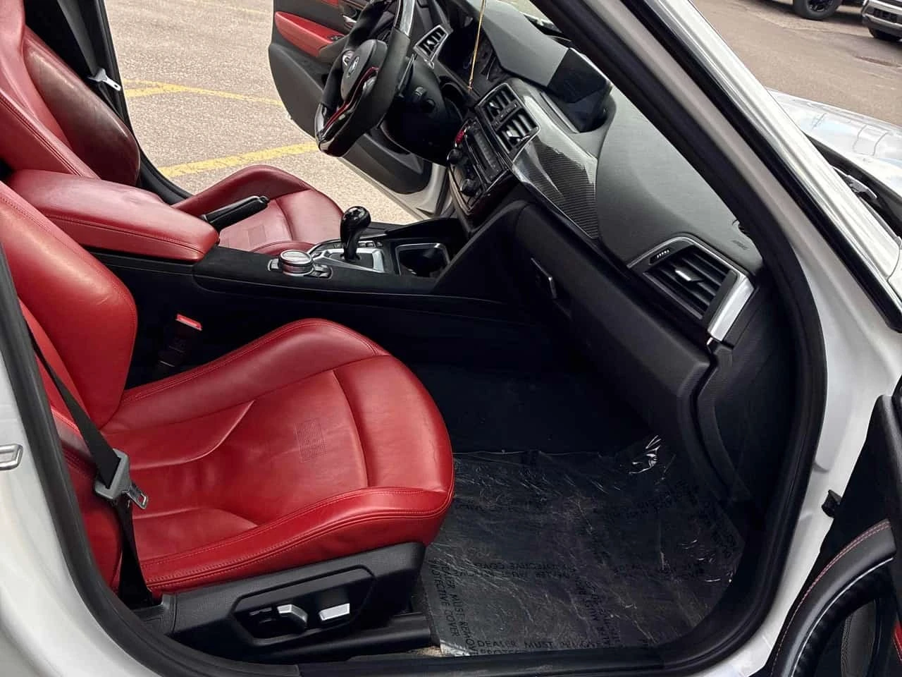 BMW M3 * 4dr Sdn * HARMAN KARDON* HEAD-UP* CARFAX *  | Mobile.bg � ����������� 17
