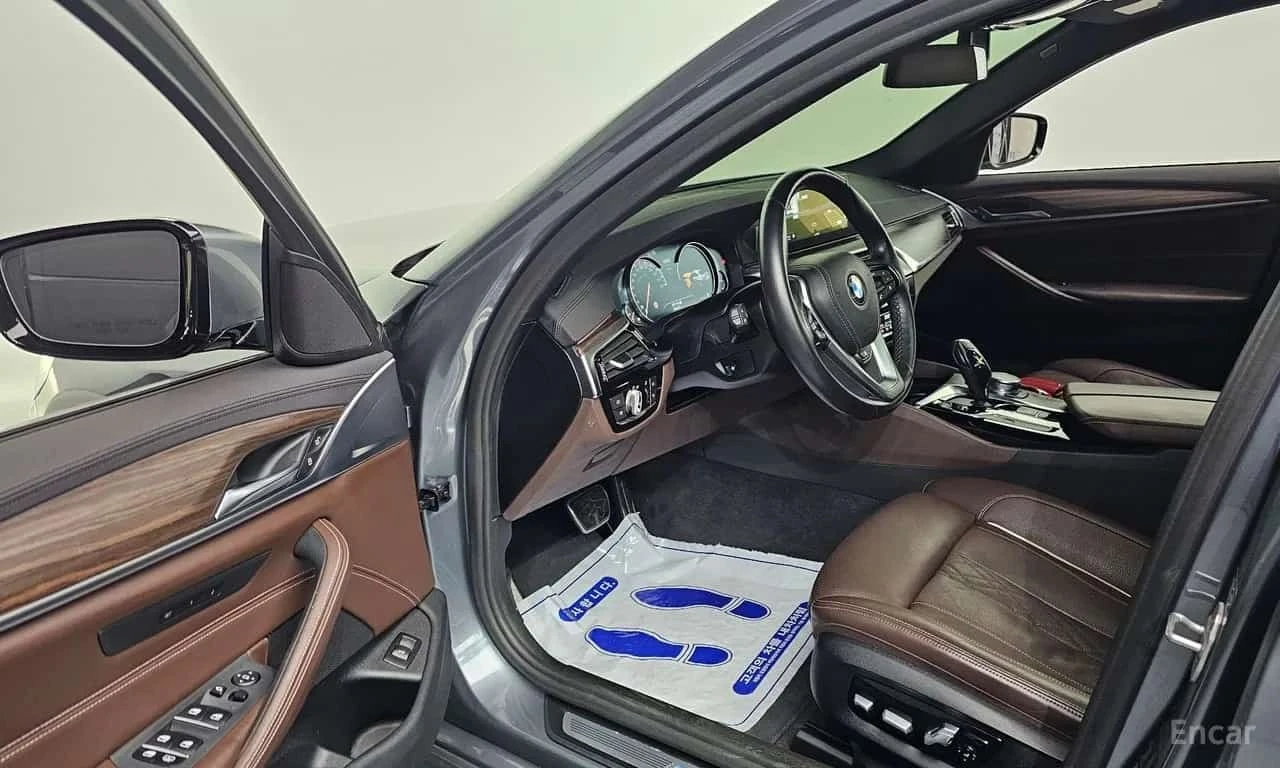 BMW 530 * 530i xDrive M Sport Package Plus * ����������� | Mobile.bg � ����������� 10