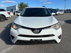 Toyota Rav4 * LE * АВТОКРЕДИТ * ГЛАВНО ПРЕДСТАВИТЕЛСТВО, снимка 2
