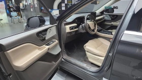 Lincoln Aviator 3.0* RESERVE* AWD* ПОДГРЕВ* ОБДУХВАНЕ* МАСАЖ* 360* | Auto.bg — изображение 8