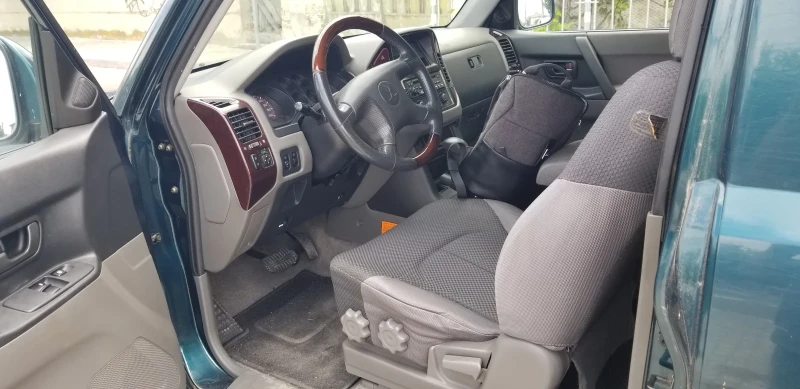 Mitsubishi Pajero 3.2 DID, снимка 6 - Автомобили и джипове - 46857849