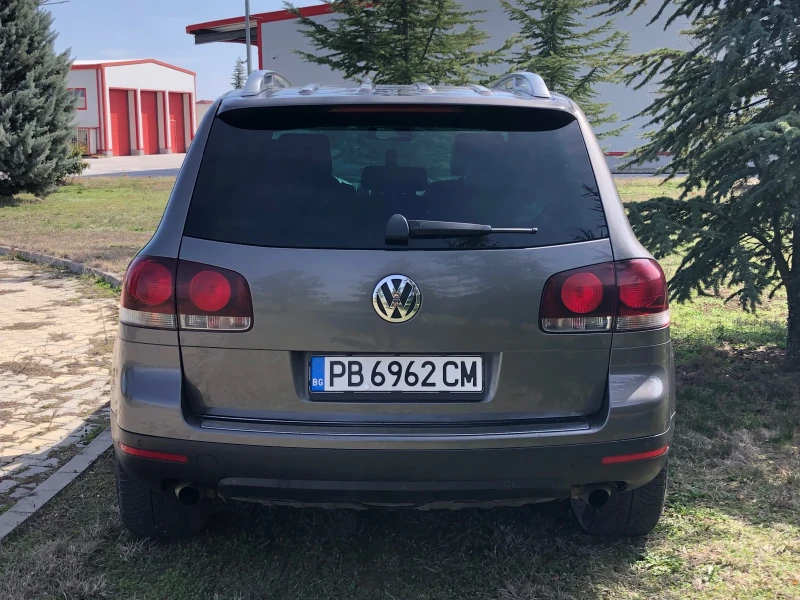 VW Touareg 3.0 TDI, снимка 4 - Автомобили и джипове - 49504287