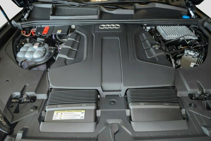 Audi Q7 50TDI quattro S-LINE, снимка 10 - Автомобили и джипове - 22617600