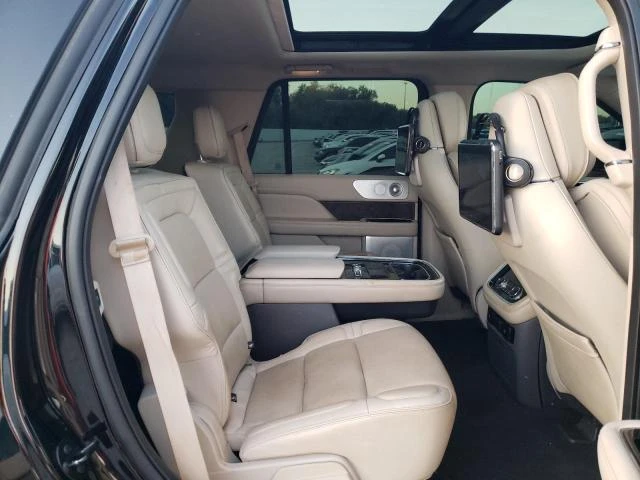 Lincoln Navigator  RESERVE, снимка 7 - Автомобили и джипове - 47878906