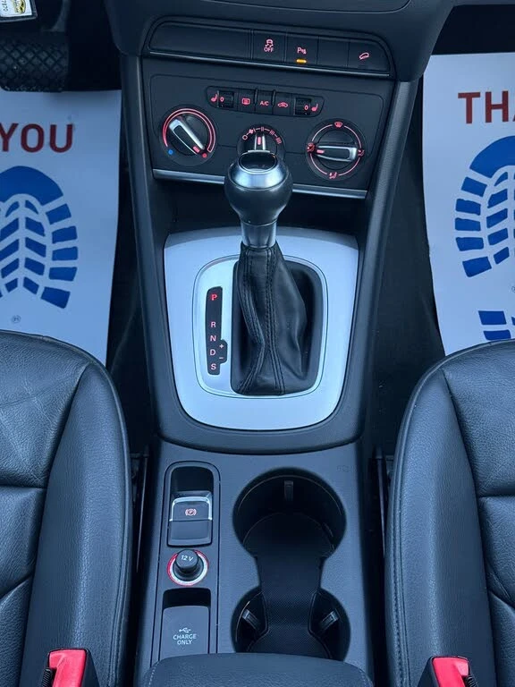 Audi Q3 2.0T quattro Premium, снимка 11 - Автомобили и джипове - 53339097