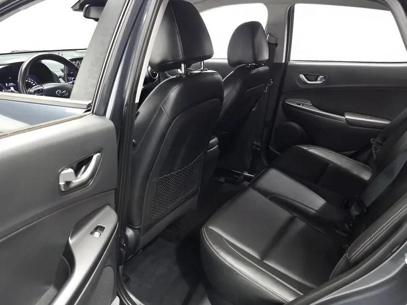 Hyundai Kona 1.6D - САМО 30% АВАНС, снимка 11 - Автомобили и джипове - 56028504
