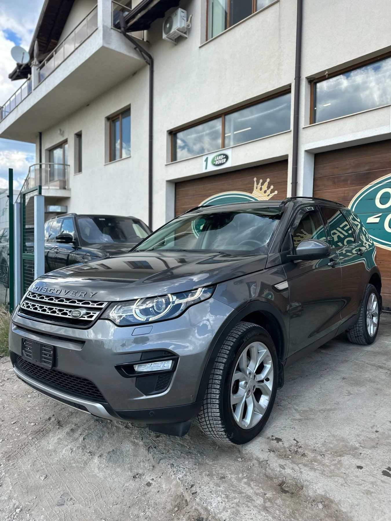 Land Rover Discovery Sport 2.0 HSE - изображение 2