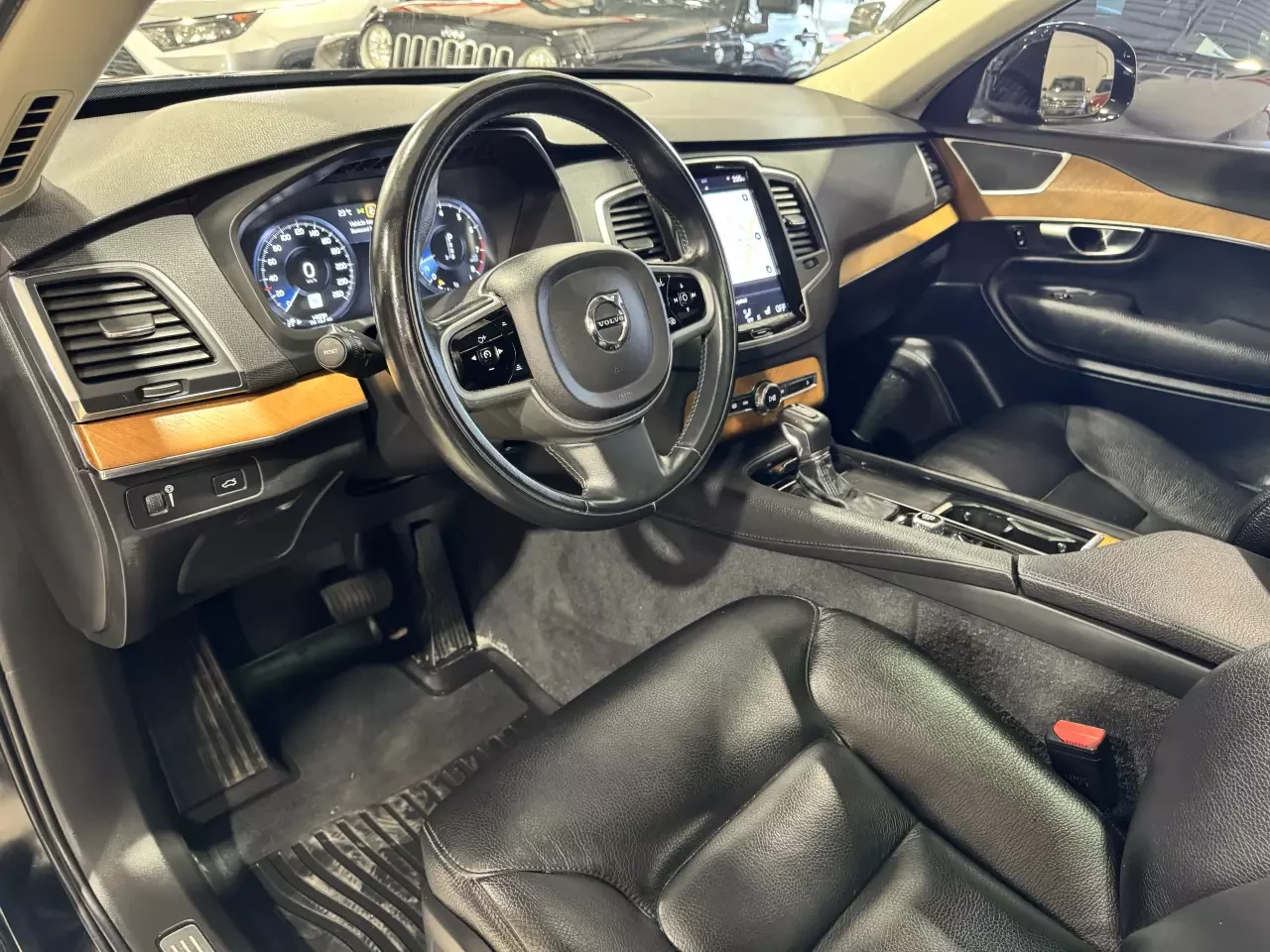 Volvo Xc90 T6 Momentum Подгрев* CarPlay* Дистроник* Пано*  - изображение 5