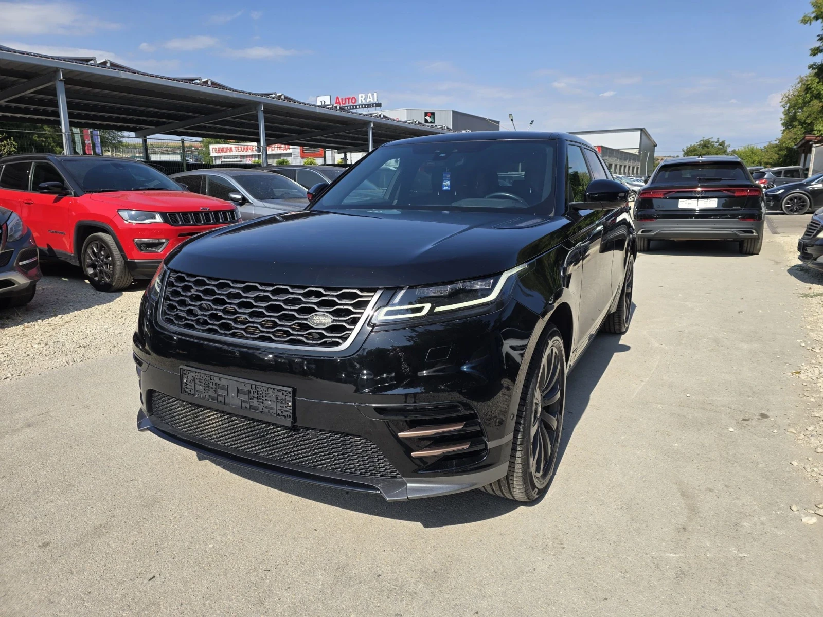 Land Rover Range Rover Velar 2.0D 240к.с 4х4 R-Dynamic 