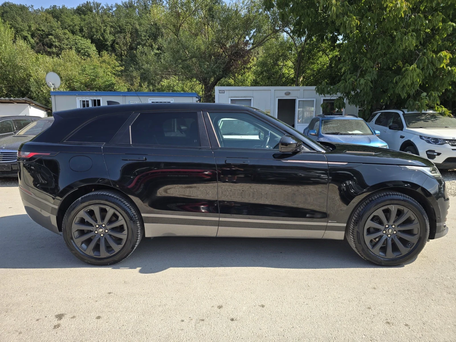 Land Rover Range Rover Velar 2.0D 240к.с 4х4 R-Dynamic , снимка 8 - Автомобили и джипове - 52629026
