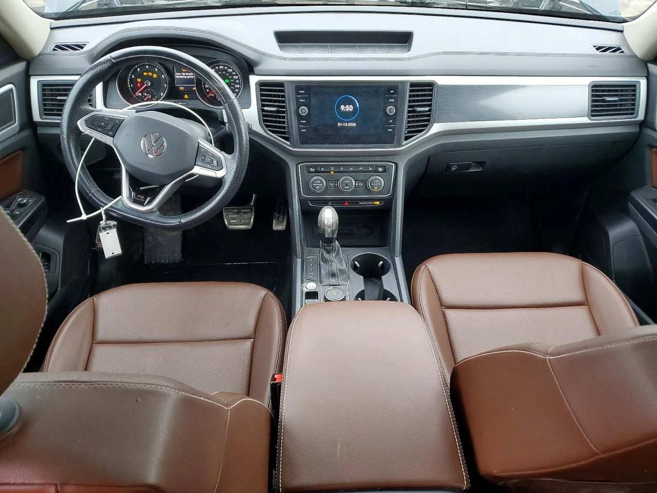 VW Atlas * 3.6* 7МЕСТЕН* КОЖА* ПОДГРЕВ* НАВИ* ПАРКТРОНИК*  - изображение 8