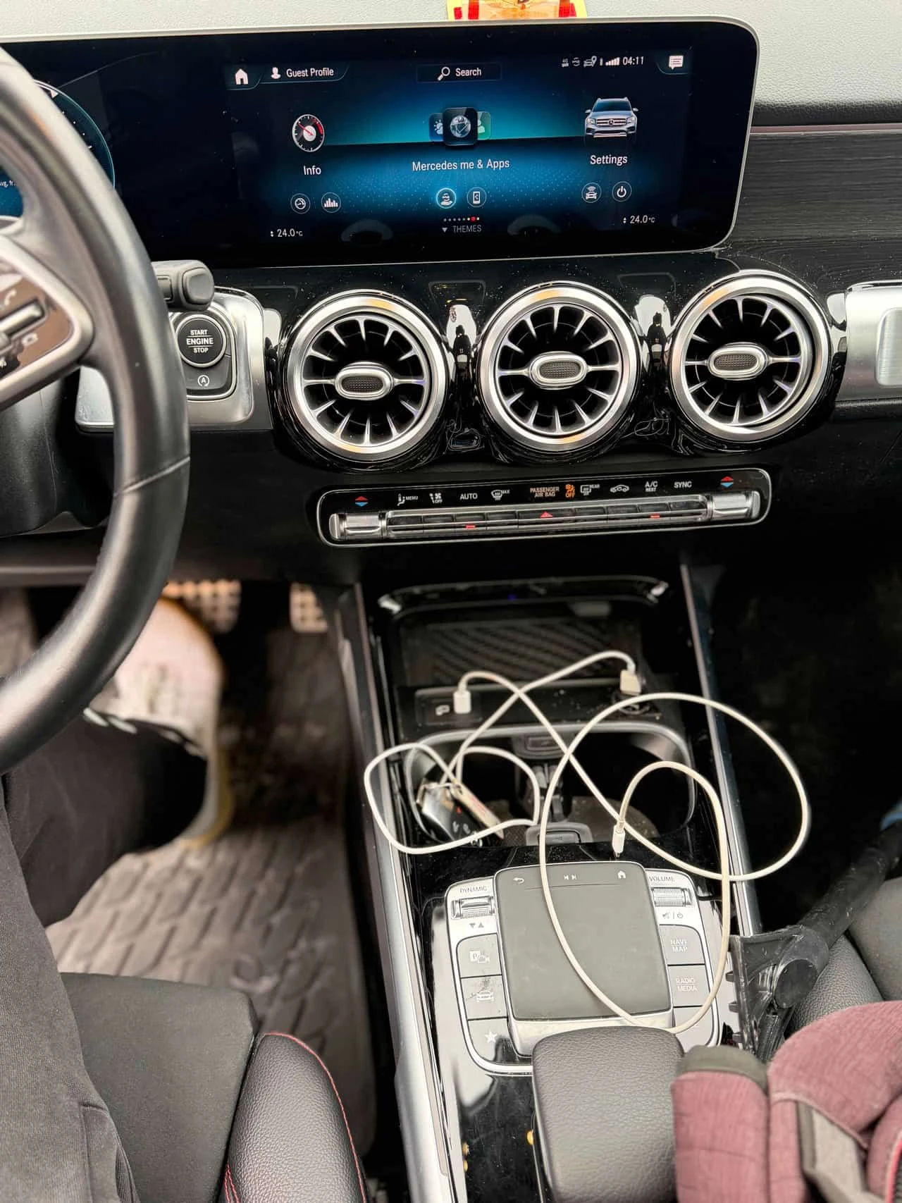 Mercedes-Benz GLB 250  CARFAX, снимка 9 - Автомобили и джипове - 54078751