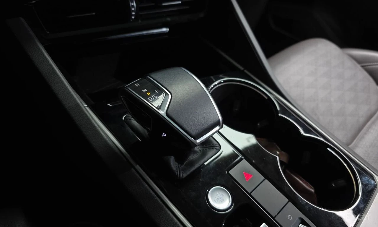 VW Touareg * 3.0TDI* PRESTIGE* HUD* ПОДГРЕВ* ОБДУХВАНЕ* ПАНОР, снимка 8 - Автомобили и джипове - 54497463