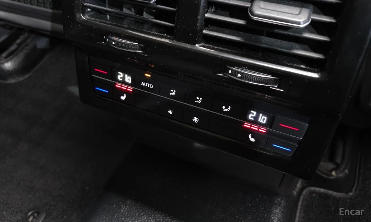 VW Touareg * 3.0TDI* PRESTIGE* HUD* ПОДГРЕВ* ОБДУХВАНЕ* ПАНОР, снимка 16 - Автомобили и джипове - 54497463