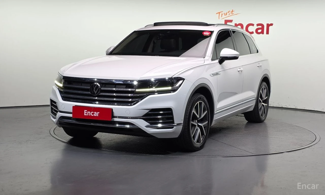 VW Touareg * 3.0TDI* PRESTIGE* HUD* ПОДГРЕВ* ОБДУХВАНЕ* ПАНОР
