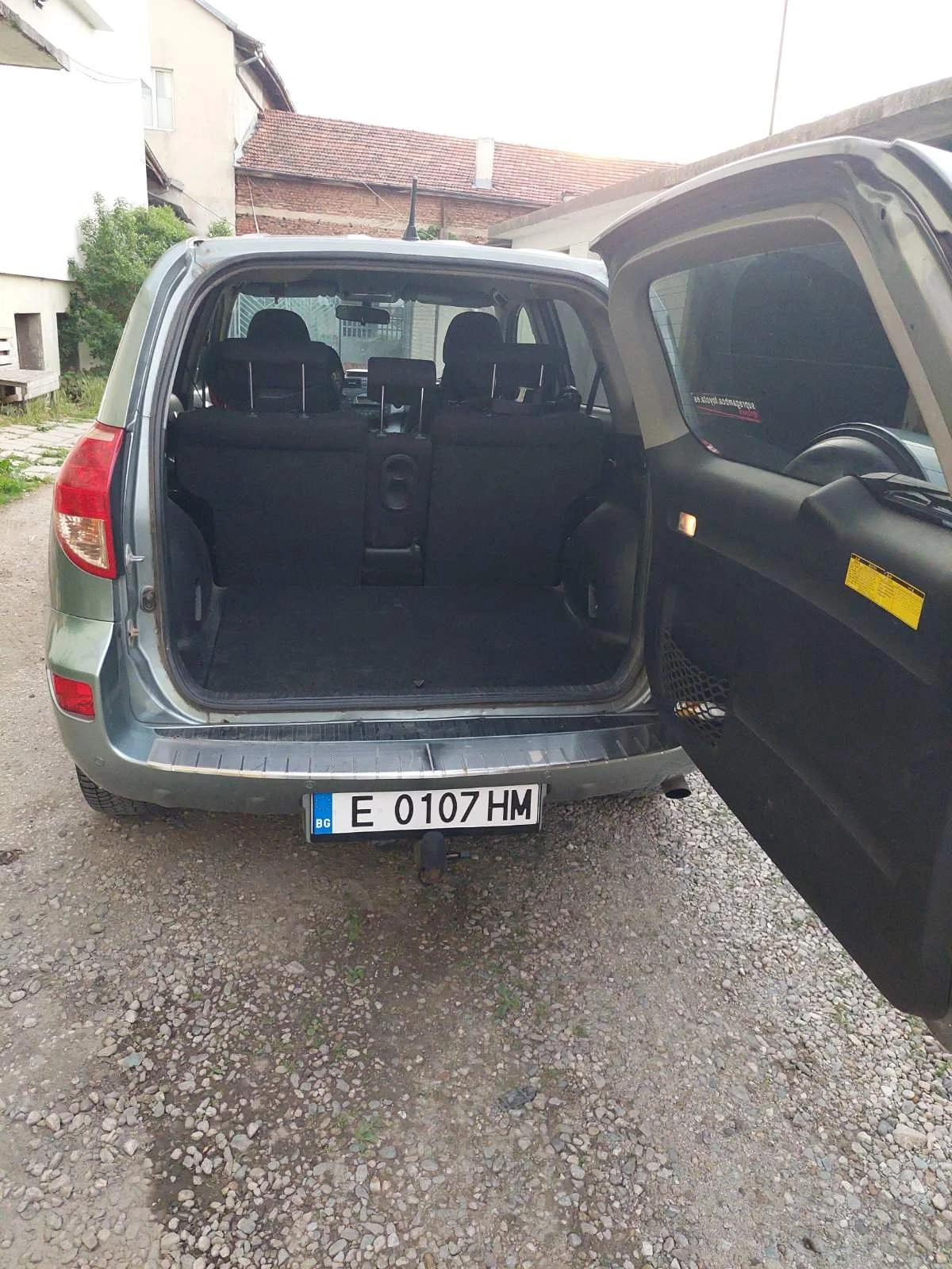 Toyota Rav4 2.0 бензин, снимка 7 - Автомобили и джипове - 54881553